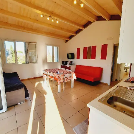 דירה Villaggio Esmera *