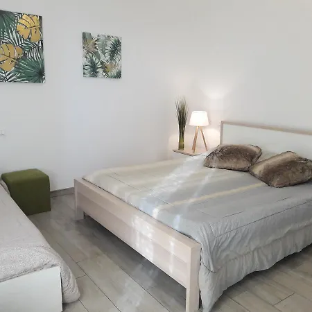 דירה Villaggio Esmera *